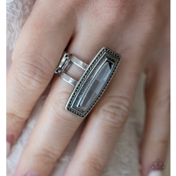 Luminary Luster Ring